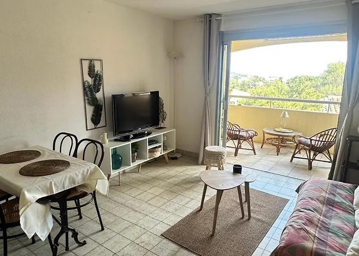 Cozy For 3 People Апартаменты Сен-Рафаэль