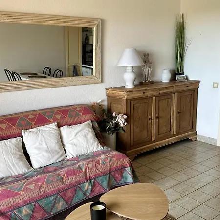 아파트 Cozy For 3 People Saint-Raphaël