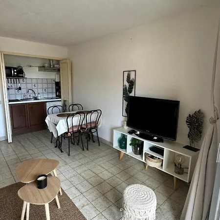 Cozy For 3 People * Saint-Raphaël